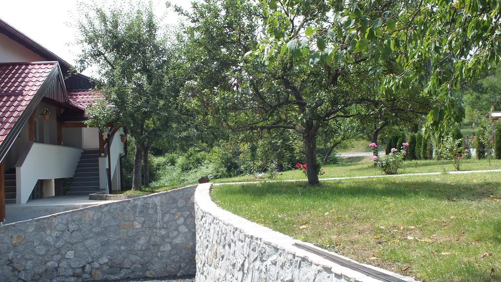 Guest House Ema Grabovac (Karlovac) Exterior foto