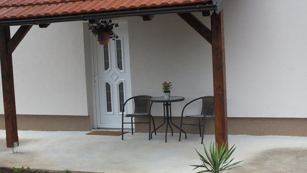 Guest House Ema Grabovac (Karlovac) Exterior foto